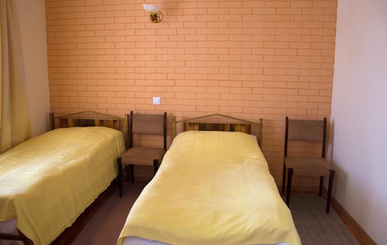 Armen'S Guest House Татьєв Екстер'єр фото