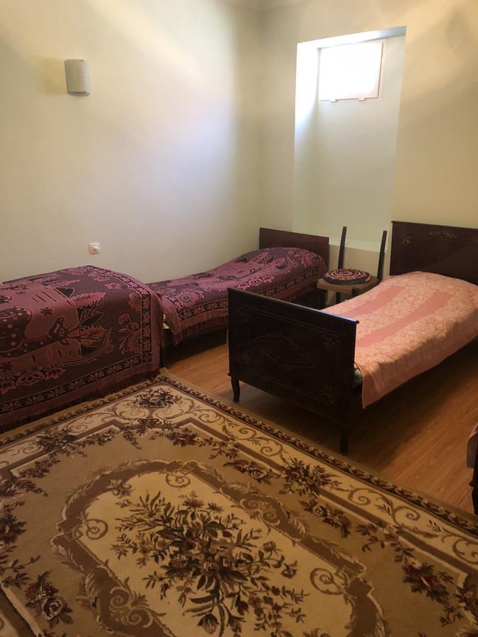 Armen'S Guest House Татьєв Екстер'єр фото